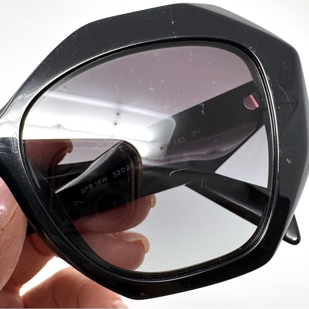 PRADA sunglasses, made in Italy - Picture 12 of 12